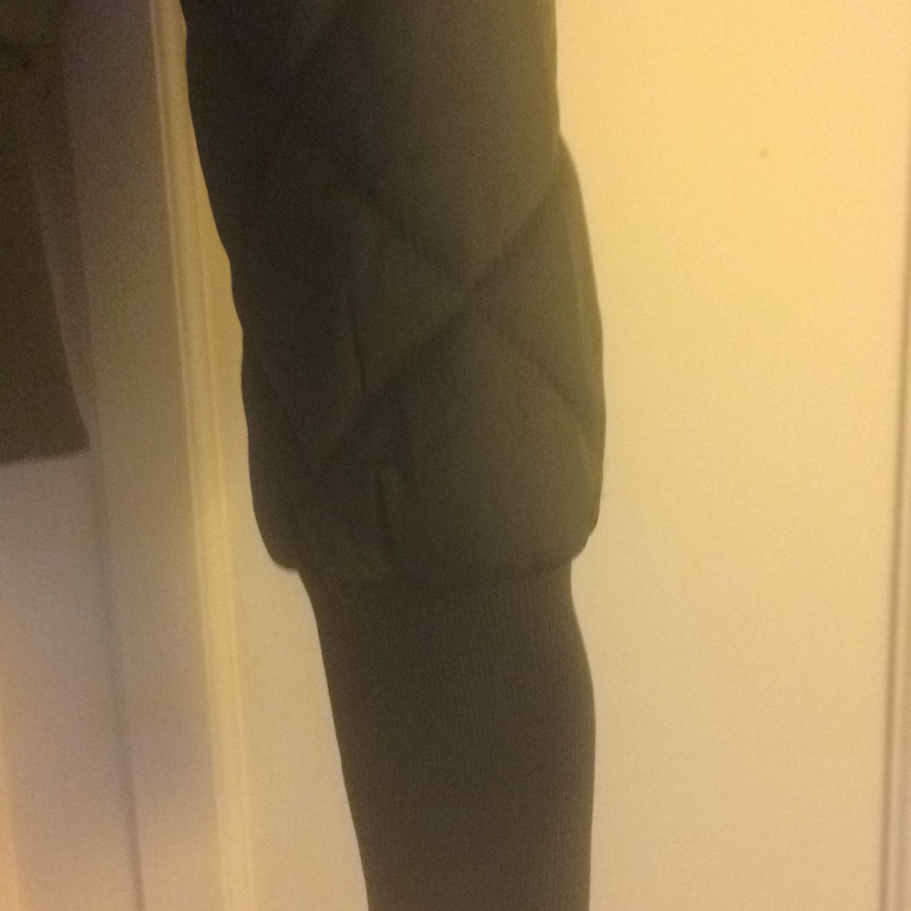 Jacket - Picture 4 of 4